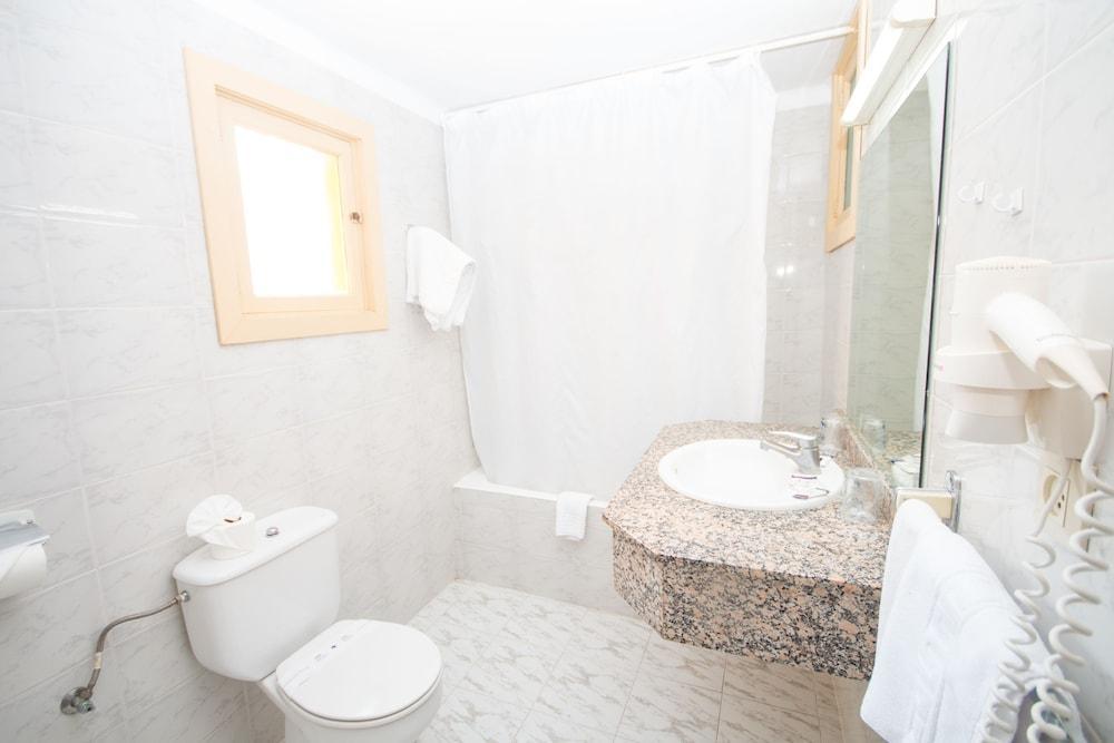 Amic Gala Hotel 3*